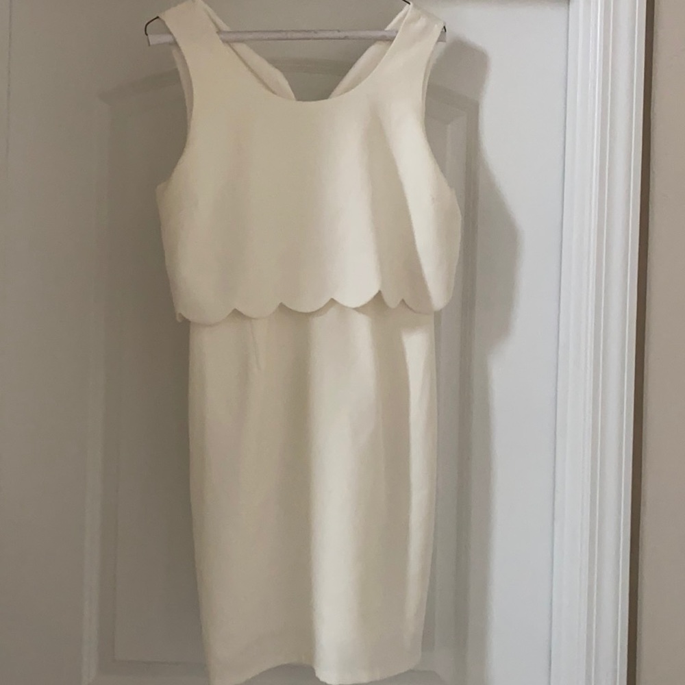 White dress size large boutique